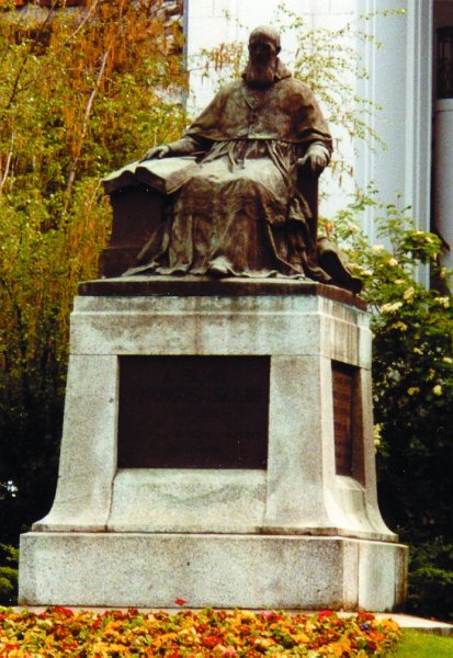 franzvonsales_statue_0058